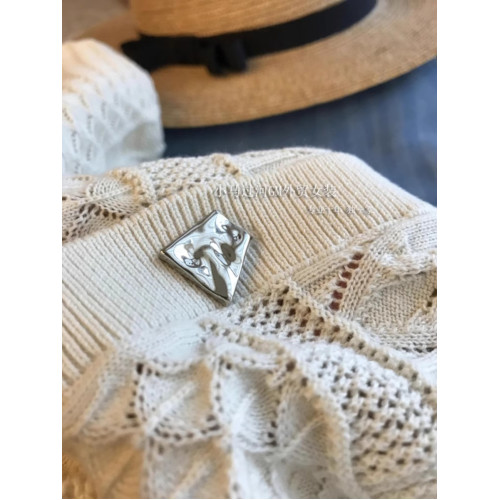 絕，純正的S*ndro單！！法式波浪邊重工縷空鉤花銀釦針織短袖開衫