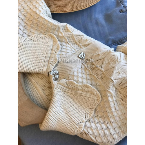 絕，純正的S*ndro單！！法式波浪邊重工縷空鉤花銀釦針織短袖開衫