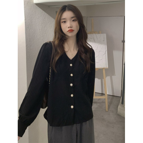 春秋裝2025年新款洋氣小衫漂亮v領高級咖色法式襯衫女設計感小衆