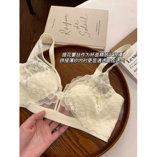 蕾絲內衣女大學生法式聚攏小胸文胸顯大無鋼圈夏季薄款收副乳胸罩