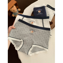 學院小熊~可愛少女高級感內褲女無痕透氣中腰純棉女士平角褲舒適