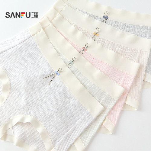 三福【3條裝】女中腰內褲抗菌底襠無痕邊印花平角褲少女淺色底褲