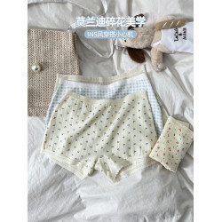 六隻兔子A類棉內褲女抑菌純棉底襠安全褲中腰彈力可愛風三角褲