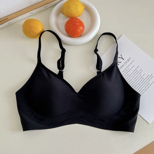 牛奶絲無痕內衣女無鋼圈大胸顯小胸聚攏上托3D軟支撐睡眠薄款文胸