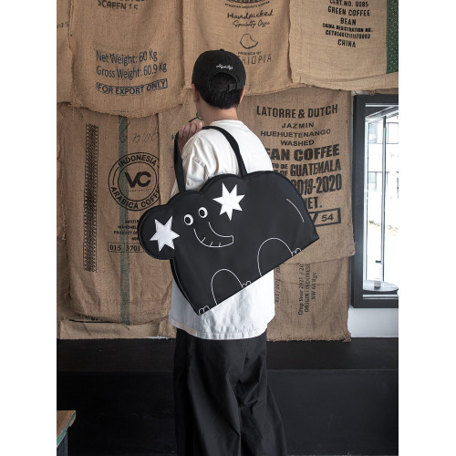 人間八月八丨原創星星大象電腦包皮質可愛大容量黑色男女通用多功能單肩包