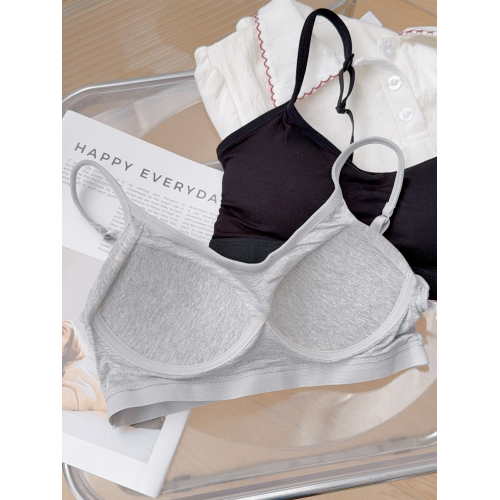 「兔牙」高中學生發育期少女內衣無痕美背一體帶胸墊無鋼圈細肩帶