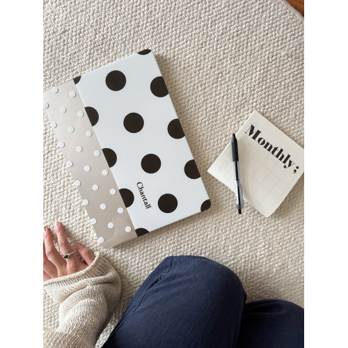 Chantall【黑白波點】蘋果Macbook電腦保護殼 13寸air外殼簡約時髦14寸防劃保護套m4 pro16寸ins風防刮保護殼