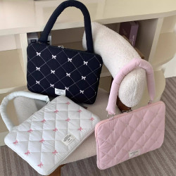 法國Maje Franch筆記型電腦包14寸2026新款韓國ins高顔值適用macbookpro/air13.3寸蝴蝶結單肩包通勤小衆蘋果