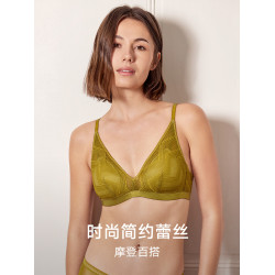 曼妮芬女士舒適無鋼圈文胸三角杯蕾絲內衣薄款性感胸罩