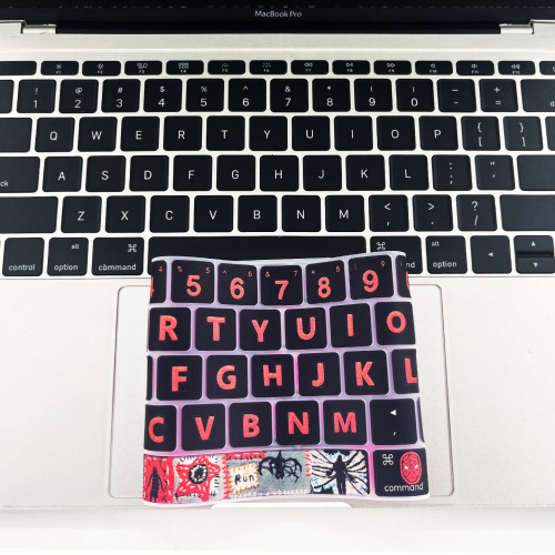 適用MacBook矽膠m2鍵盤膜pro13保護air蘋果筆電3電腦m4怪奇物語 適用MacBook矽膠m2鍵盤膜pro13保護air蘋果筆電3電腦m4怪奇物語