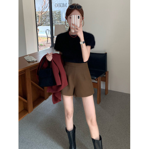 咖色高腰a字短褲女春季2026新款寬鬆ins棕色顯瘦西裝濶腿靴褲外穿