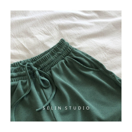 300斤大碼冰絲運動短褲女夏薄款胖mm顯瘦遮肉居家睡褲三分熱褲260