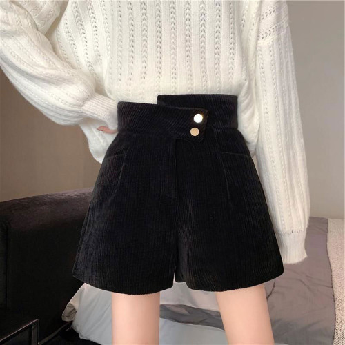 網紅爆款配靴子的短褲女秋冬款2023年新款外穿高腰寬鬆濶腿褲靴褲