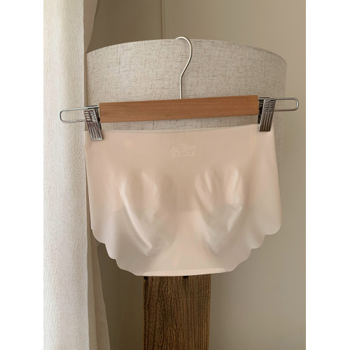 馨幫幫Bra 夏季輕薄冰絲無痕內褲女親膚透氣裸感提臀透氣襠三角褲