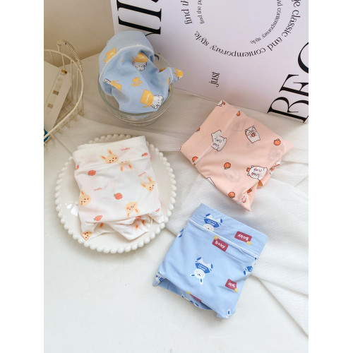 4條冰絲內褲女可愛牛奶絲日系卡通中腰學生少女生夏季薄款三角褲