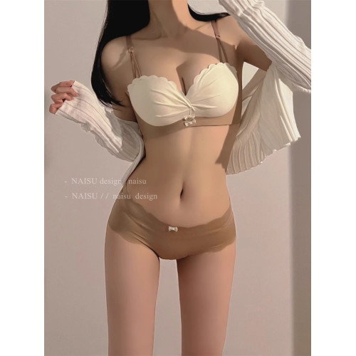 維多利亞2026新款無痕紅色內衣女小胸聚攏無鋼圈文胸套裝結婚新娘