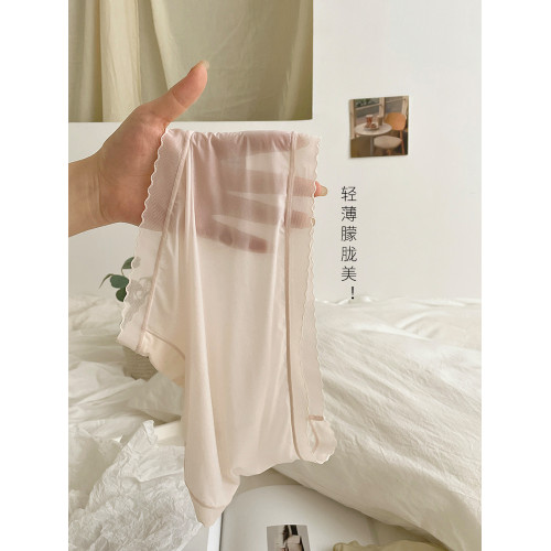 法式高級感桑蠶絲！超薄裸感高彈中腰內褲女2025年新款抗菌面膜褲