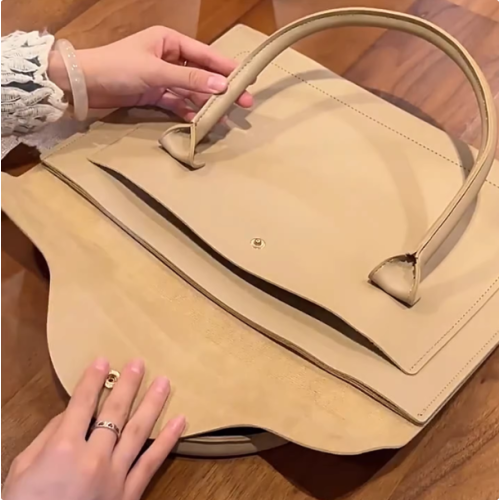 日本GP2025防水大容量電腦包適用華爲蘋果matebook air13.3寸14寸15寸16寸手提包筆電包上班通勤可攜式公文包