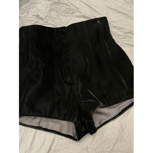 樸彩英rose同款絲絨高腰修身包臀短褲秋冬新款輕熟百搭a字熱褲女