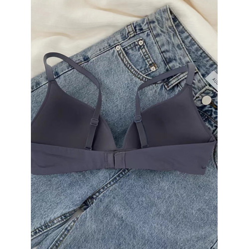 日本超細旦輕薄透氣無鋼圈舒適聚攏文胸小胸內衣女士光面無痕胸罩