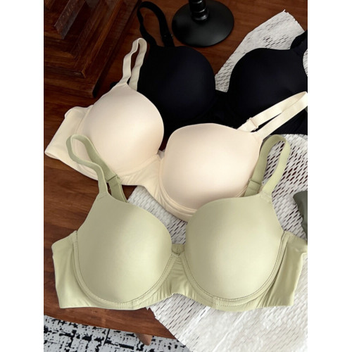 無痕內衣女大胸顯小聚攏收副乳夏季薄款防下垂全罩杯大碼光面文胸