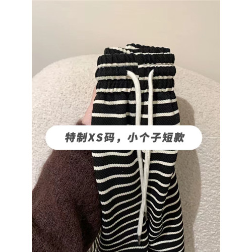 小個子黑白橫條紋窄版濶腿褲女夏季薄款150cm休閒運動直筒九分褲 小個子黑白橫條紋窄版濶腿褲女夏季薄款150cm休閒運動直筒九分褲