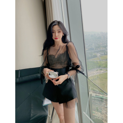 高腰蓬蓬褲子設計感女小衆女夏緞面超高腰休閒寬鬆濶腿西裝短褲