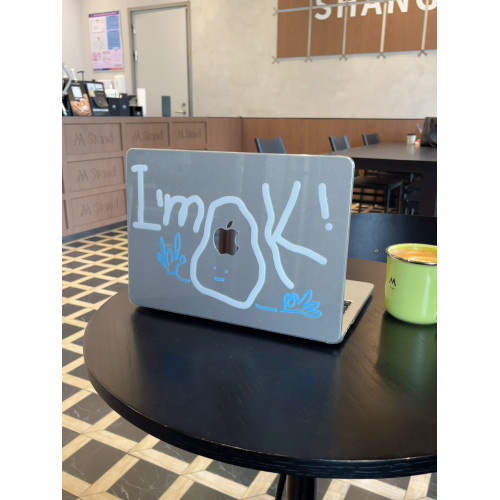 汪三嵗原創「imok」MacBook保護殼蘋果筆電殼2025款M4pro14寸16寸air13寸M1M2M3細閃殼