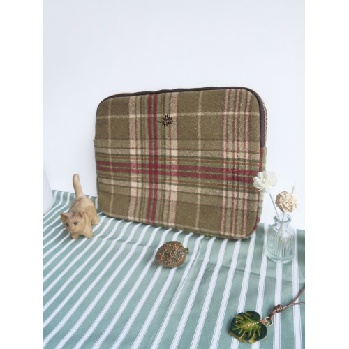 出口多功能英倫風格子復古毛呢格紋拉鍊電腦包手拿包平板電腦包 出口多功能英倫風格子復古毛呢格紋拉鍊電腦包手拿包平板電腦包