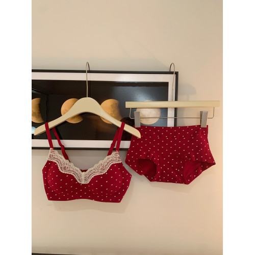 馨幫幫Bra 紅色本命年新婚內衣套裝女小胸聚攏無痕蕾絲邊波點文胸