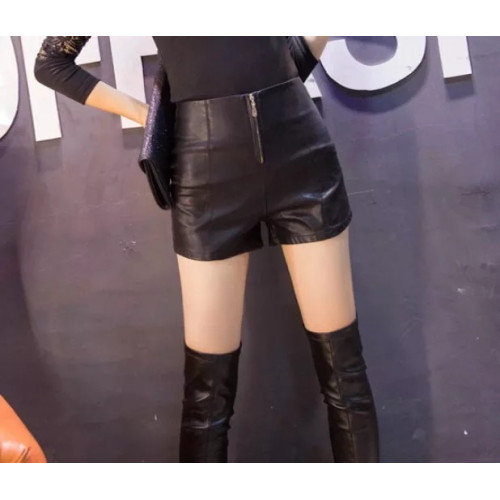 海甯真皮2025秋冬新短褲純皮靴打底褲子女高腰包臀顯瘦外穿綿羊皮