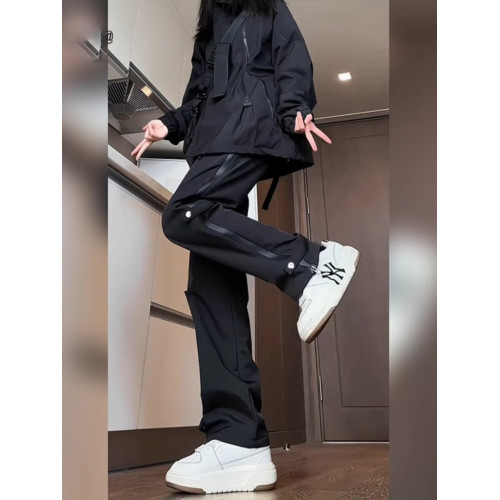 直筒登山工裝褲女款2025新款秋冬加絨小個子大碼防風防水沖鋒褲子