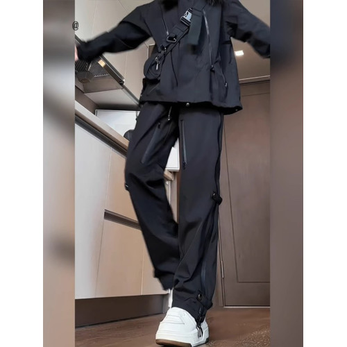 直筒登山工裝褲女款2025新款秋冬加絨小個子大碼防風防水沖鋒褲子