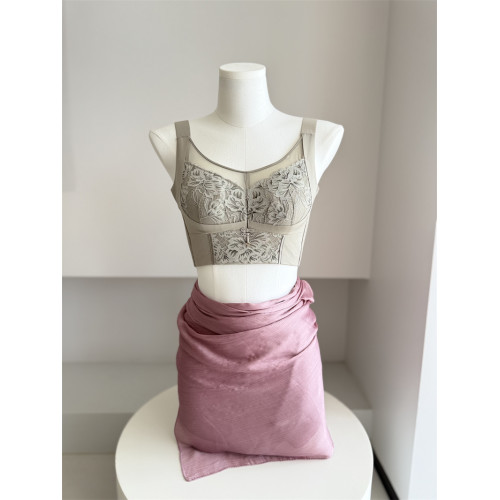 suregirl東方美五排釦美體調整型抹胸式大碼無鋼圈大胸顯小文胸女