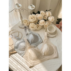 乳膠內衣女無痕無鋼圈收副乳蕾絲聚攏防下垂調整型收副乳絲綢文胸