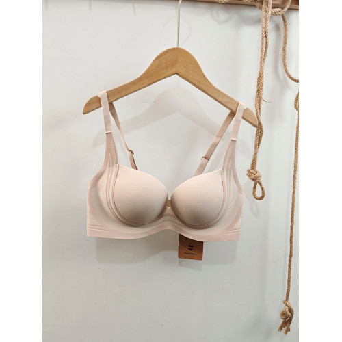 小胸反重力提拉無痕內衣女聚攏顯大收副乳防下垂無鋼圈女士文胸罩