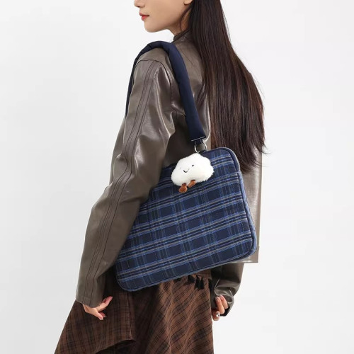 法國Maje Franch適用筆記型電腦包14寸手提單肩女高顔值大容量通勤2026新款蘋果筆電macbookair/pro13.3