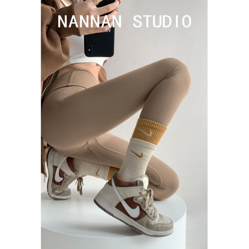 舒適感up~外穿彈力收腹健身瑜珈褲女春秋跑步運動提臀高腰鯊魚褲