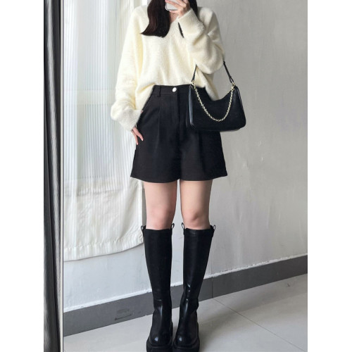 大碼微胖mm毛呢濶腿褲女春秋外穿加厚高腰a字短褲小個子打底靴褲