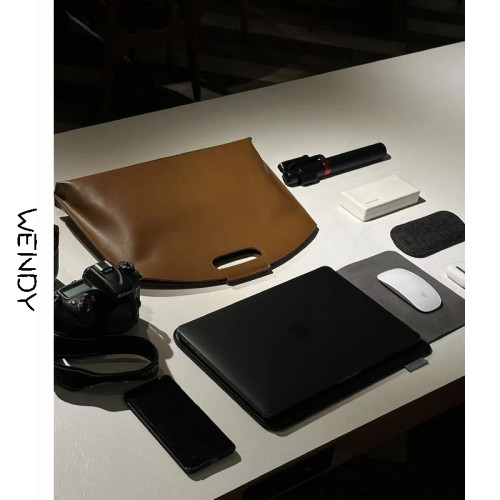 真皮牛皮14寸筆記型電腦包包2026年新款女士通勤高級感手提公文包 真皮牛皮14寸筆記型電腦包包2026年新款女士通勤高級感手提公文包