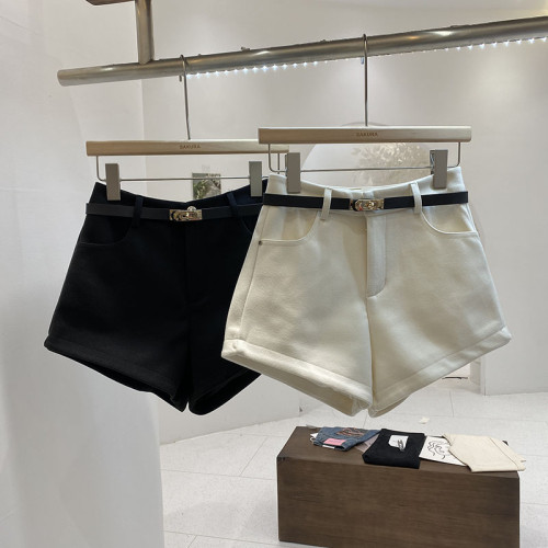 2024年秋冬新款韓系時尚氣質簡約百搭休閒高腰黑色毛呢濶腿短褲女