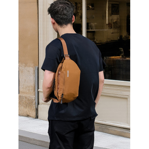 男士斜後後背包潮流胸包輕便機車騎行小後後背包女簡約運動腰包單肩包通勤 男士斜後後背包潮流胸包輕便機車騎行小後後背包女簡約運動腰包單肩包通勤