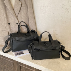 大容量防水帆布包女手提單肩斜後後背包休閒通勤健身包黑色短途旅行包