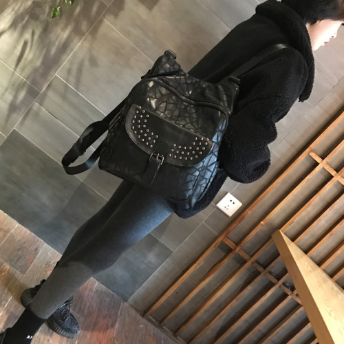 創意個性幾何圖案雙肩包女2026休閒大容量輕便旅遊後後背包鉚釘兩用包