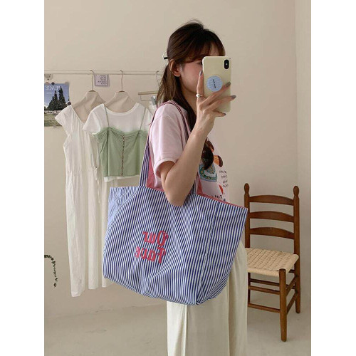 日系字母條紋雙面背帆布包大容量學生簡約慵懶風休閒單肩托特包女 日系字母條紋雙面背帆布包大容量學生簡約慵懶風休閒單肩托特包女