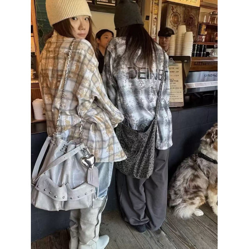 4月末deinet 韓國設計師品牌 25春季新款 多背式鏈條鉚釘設計後後背包