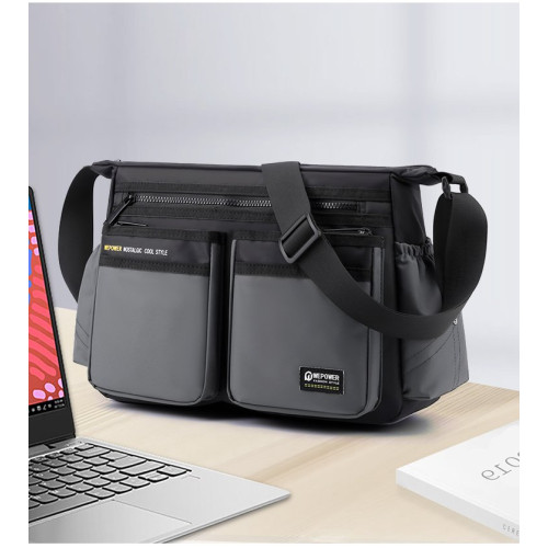 男士單肩包大容量多隔層運動包時尚潮流男士斜後後背包防水輕便旅行包