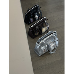 錢一波痛包｜辣妹機車風10cm娃痛包二次元演唱會追星帶暗格藏支架