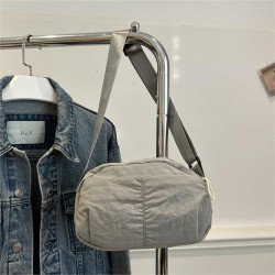 新款尼龍小方包防水輕便布包包休閒百搭單肩挎包女手機包