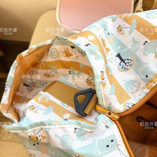 新姆明卡通折曡行李袋分裝衣物旅行包可攜式手提斜後後背包大容量收納包 新姆明卡通折曡行李袋分裝衣物旅行包可攜式手提斜後後背包大容量收納包